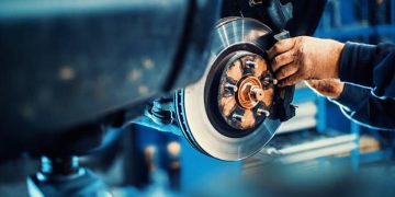 How To Become an Automobile Engineer