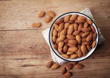 13 Unpopular Health Benefits of Almonds